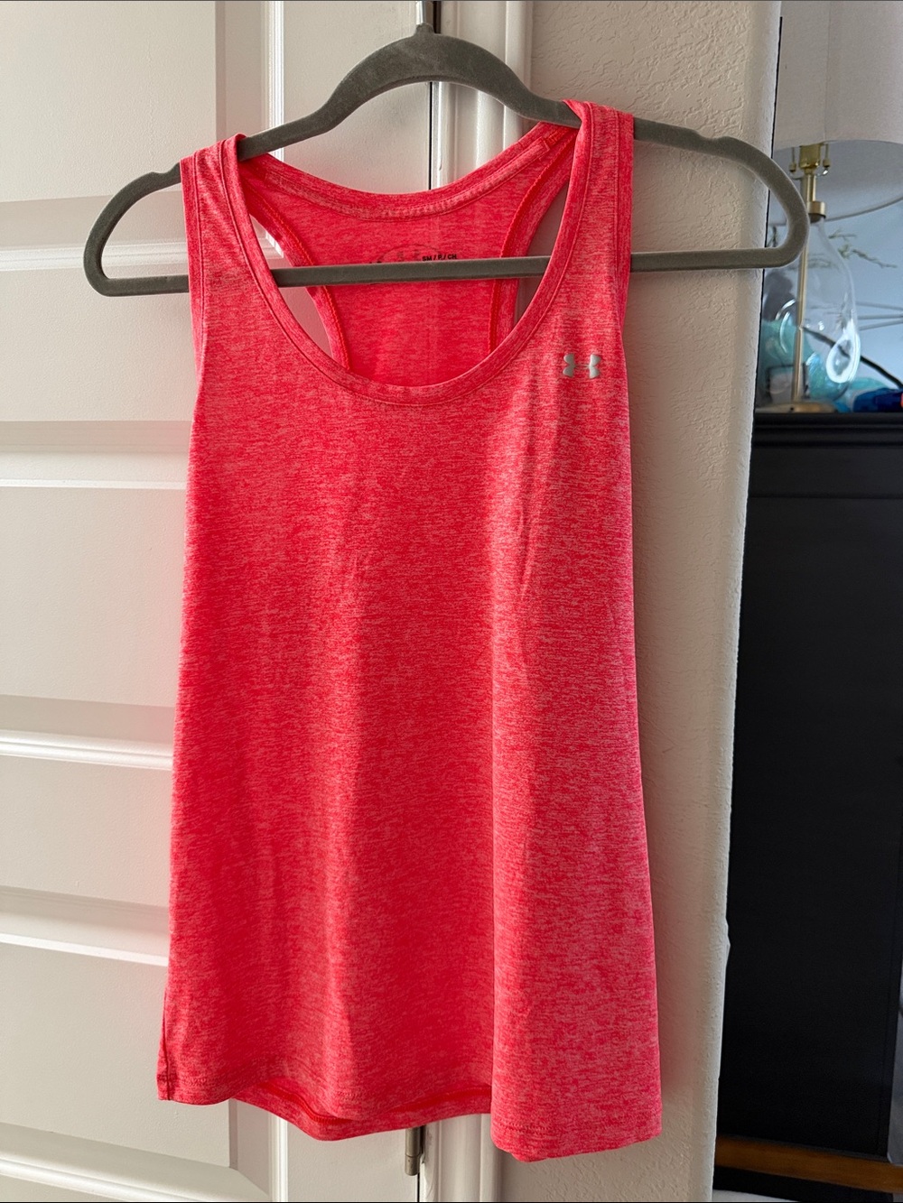 Under Armour Heathered Coral Racerback Tank Top Small